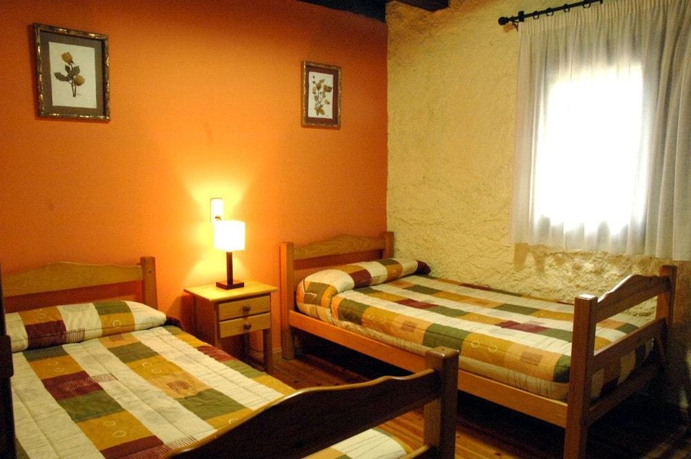 Allotjament Rural Ca L'Anton Pujal Εξωτερικό φωτογραφία